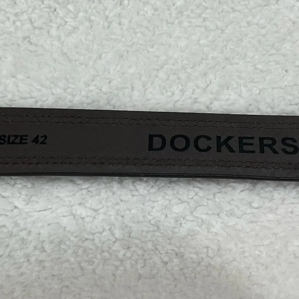 Dockers Sz 42 Men’s Belt Leather Lining‎ Brown Silver Buckle
